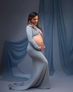 Azul, y es que este amor es azul como el mar
Azul, como de tu mirada nació mi ilusión. . 📍 Maternity photoshoot in New Jersey & New York
📸 Govis Photography | Maternity & Newborn Photographer
#MaternityPhotography #MaternityPhotoshoot #NJPhotographer #NYPhotographer #MaternitySession #PregnancyPhotos #MaternityStudio #MaternityPhotographyNJ #MaternityPhotographyNY #NewJerseyMaternityPhotographer #NewYorkMaternityPhotographer #GovisPhotography